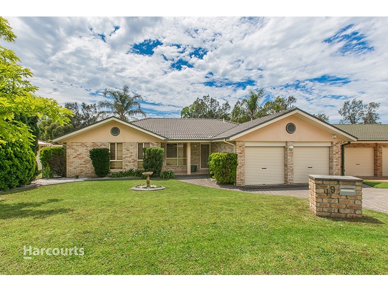 19 Gloucester Circuit, Albion Park NSW 2527