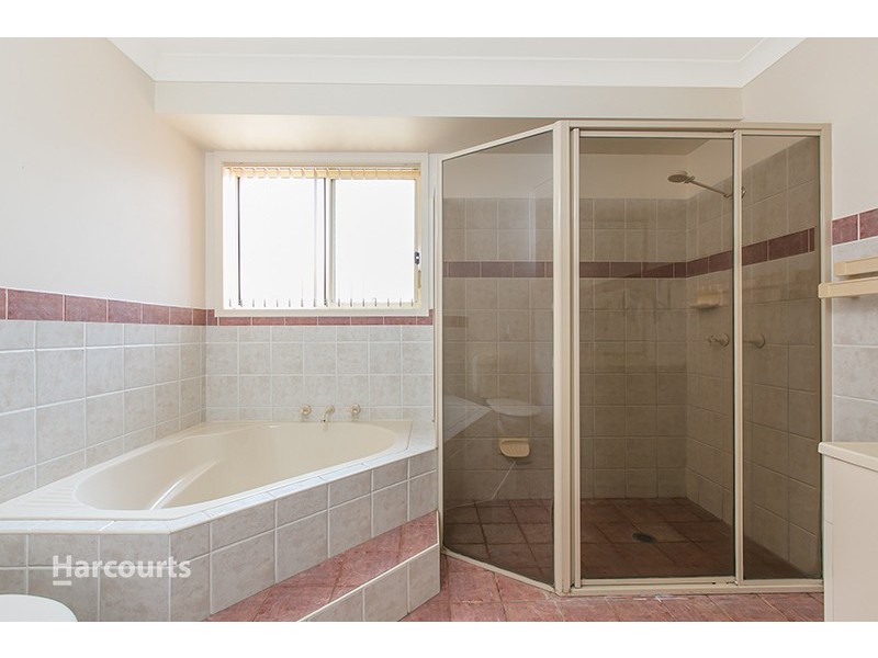 19 Gloucester Circuit, Albion Park NSW 2527