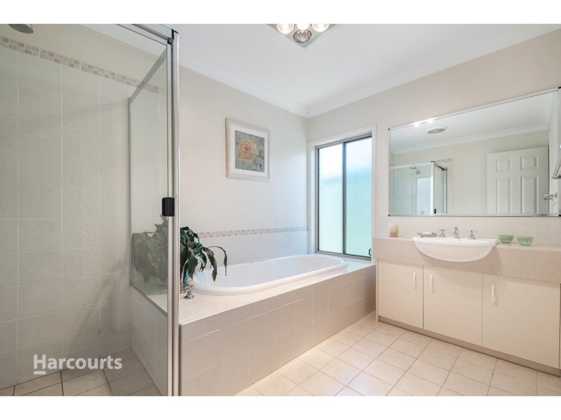 7 Wolfgang Road, Albion Park NSW 2527