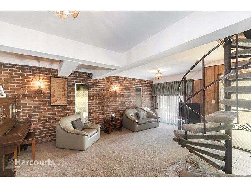 18 Church Street, Albion Park NSW 2527