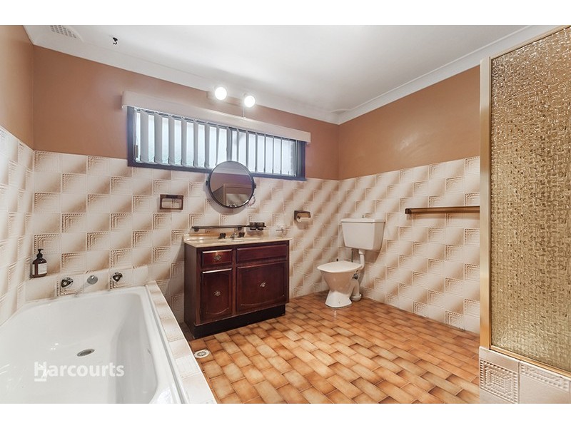 18 Church Street, Albion Park NSW 2527
