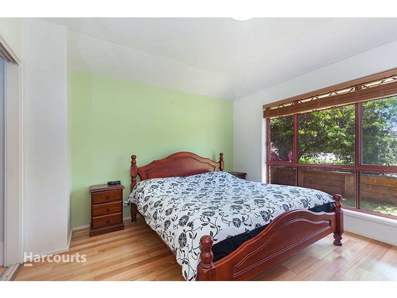 9 Daintree Drive, Albion Park NSW 2527