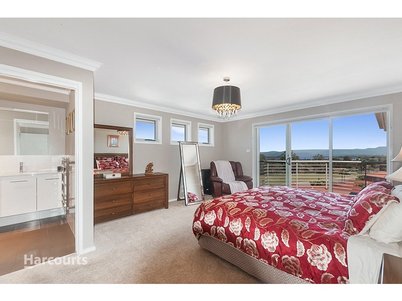 7 Scenic Place, Berkeley NSW 2506