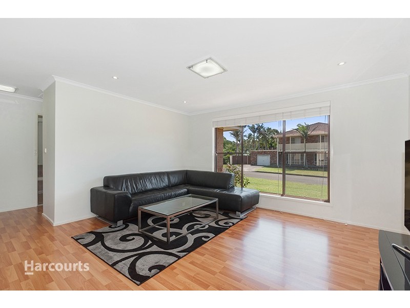 6 Hickory Street, Albion Park Rail NSW 2527