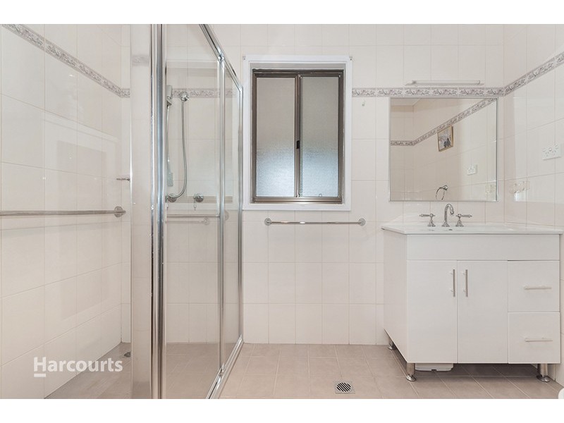 4 O’Keefe Crescent, Albion Park NSW 2527
