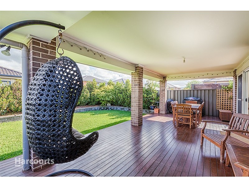 18 Shoreline Avenue, Haywards Bay NSW 2530