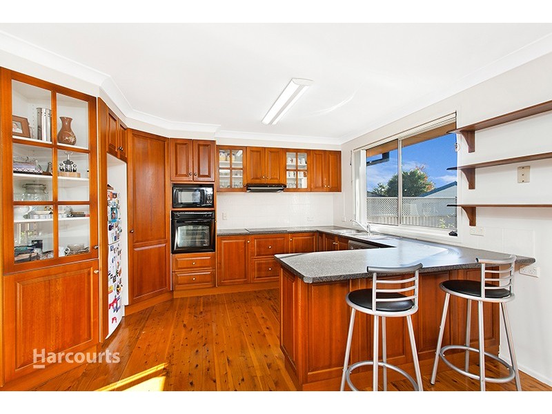 33 Laurel Street, Albion Park Rail NSW 2527