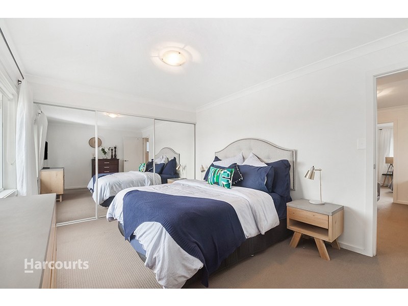 9A Wingello Crescent, Tullimbar NSW 2527