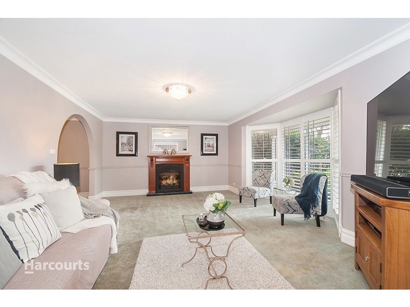 90 Crest Road, Albion Park NSW 2527