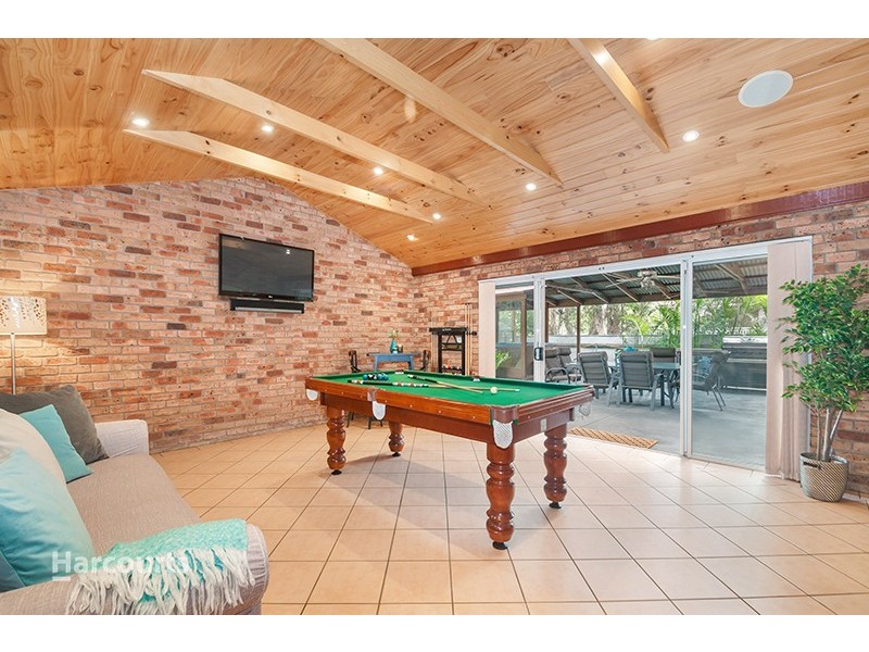 90 Crest Road, Albion Park NSW 2527