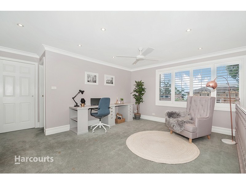 90 Crest Road, Albion Park NSW 2527