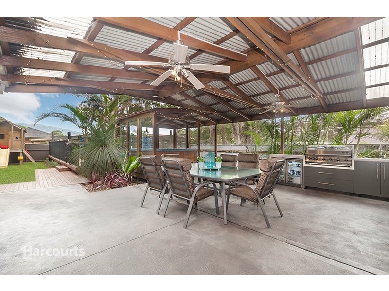90 Crest Road, Albion Park NSW 2527