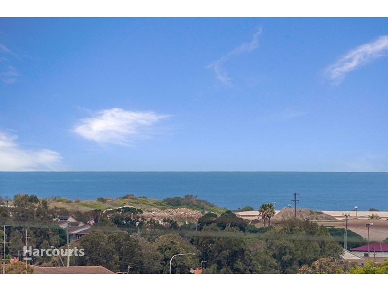 32 Holman Street, Port Kembla NSW 2505