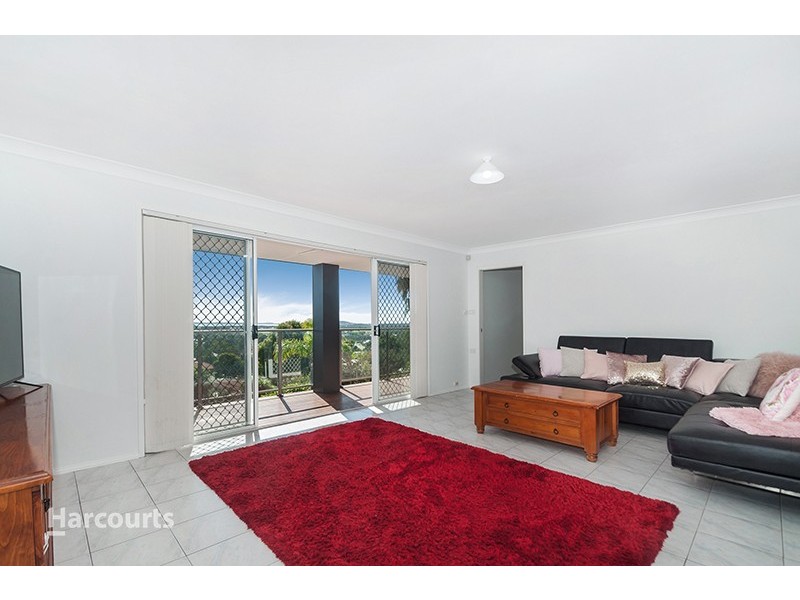 23 Scenic Crescent, Albion Park NSW 2527