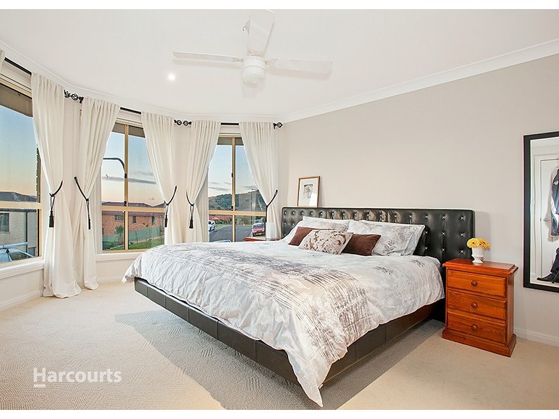 8 Clermont Crescent, Albion Park NSW 2527