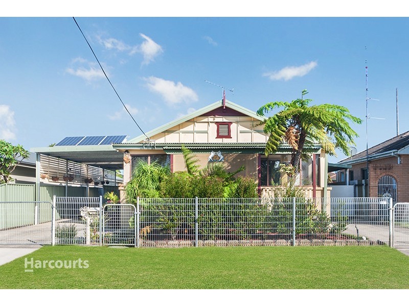 23 Lyne Street, Oak Flats NSW 2529