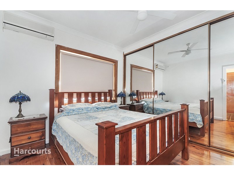23 Lyne Street, Oak Flats NSW 2529