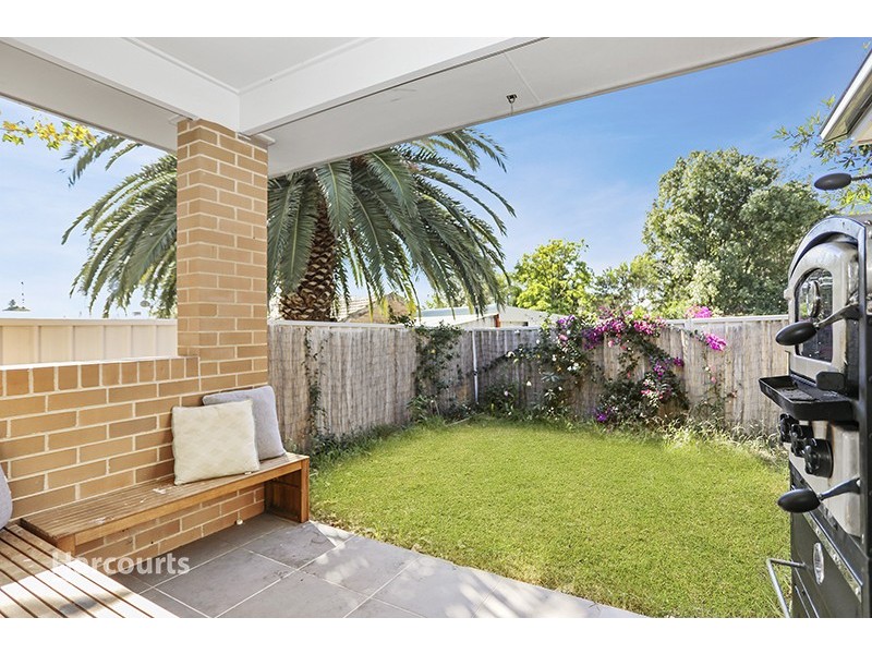 5 Hopetoun Lane, Oak Flats NSW 2529