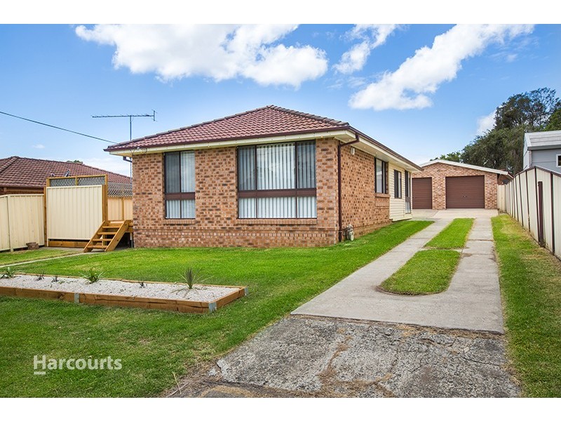 18 Jeffcoat Street, Albion Park NSW 2527