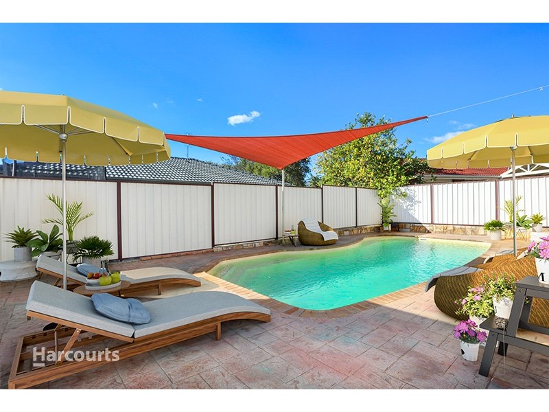 18 Jeffcoat Street, Albion Park NSW 2527