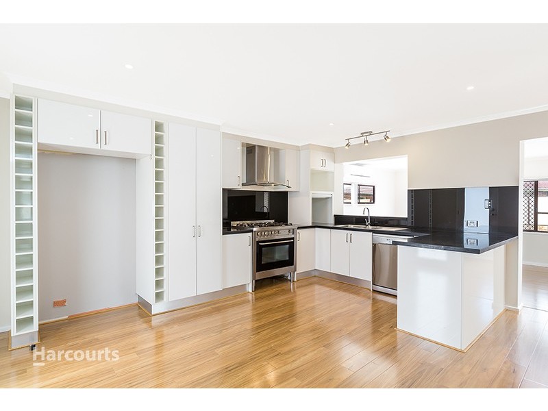 18 Jeffcoat Street, Albion Park NSW 2527