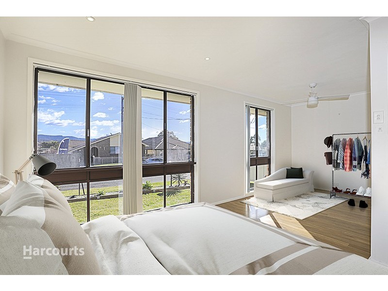 18 Jeffcoat Street, Albion Park NSW 2527