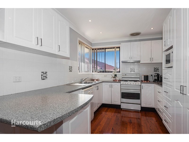 101 Landy Drive, Mount Warrigal NSW 2528