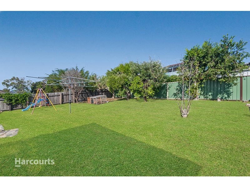 101 Landy Drive, Mount Warrigal NSW 2528