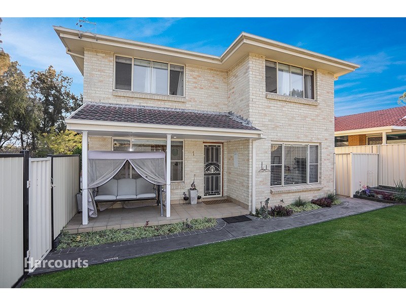 1/37 Central Avenue, Oak Flats NSW 2529