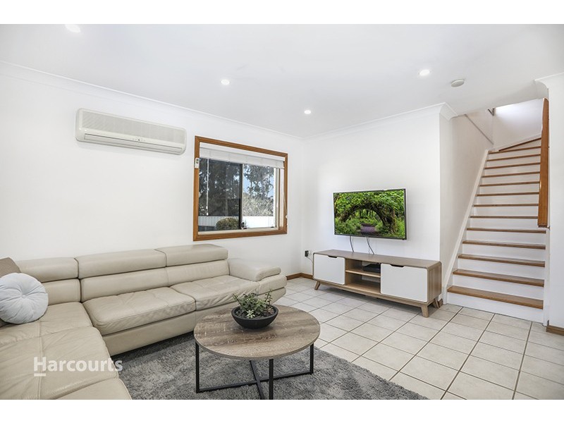1/37 Central Avenue, Oak Flats NSW 2529