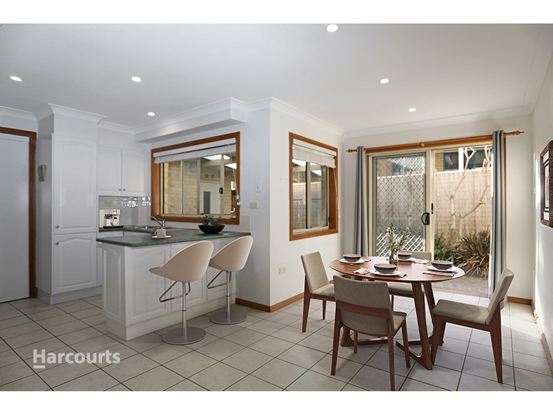 1/37 Central Avenue, Oak Flats NSW 2529