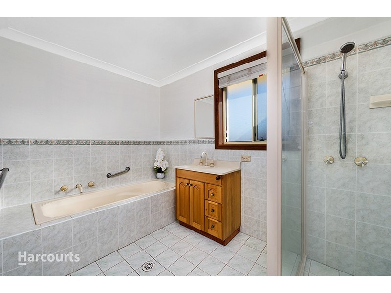 1/37 Central Avenue, Oak Flats NSW 2529