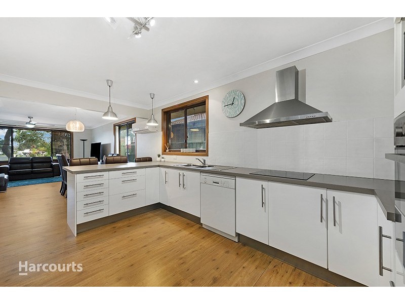 33 Cawdell Drive, Albion Park NSW 2527