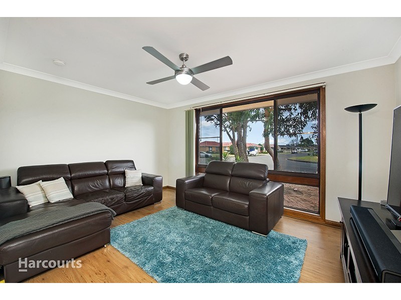 33 Cawdell Drive, Albion Park NSW 2527