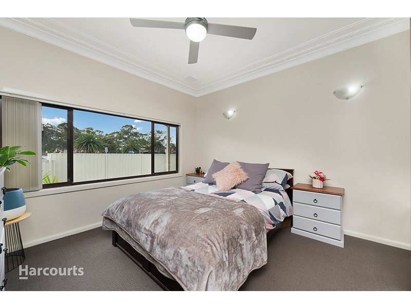 1 Lake Entrance Road, Warilla NSW 2528