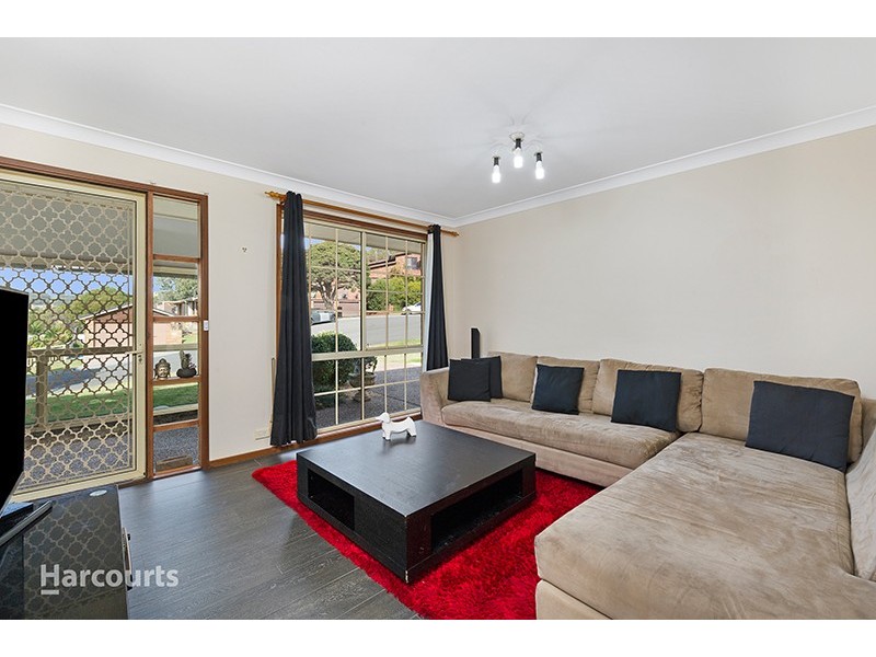 14 Murray Close, Albion Park NSW 2527