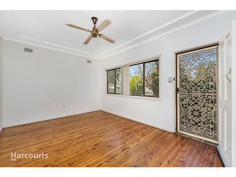 184 Pur Pur Avenue, Lake Illawarra NSW 2528