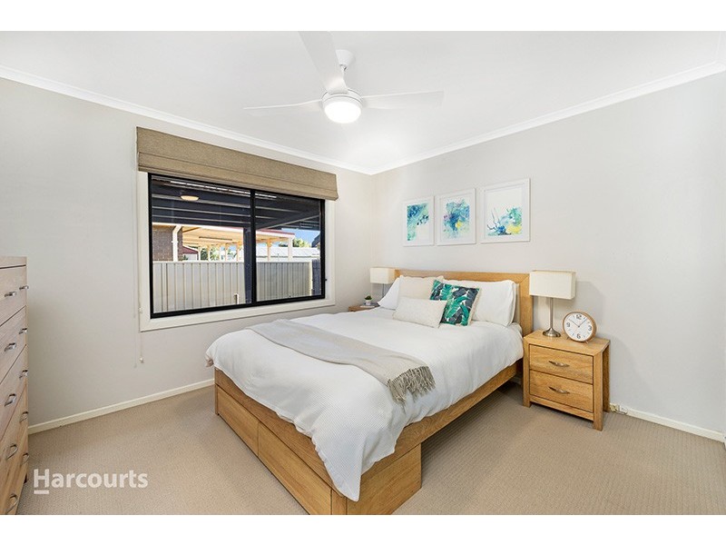 1 Brigadoon Circuit, Oak Flats NSW 2529