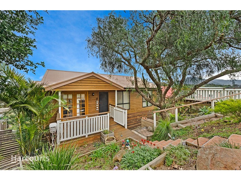 13 Pennant Crescent, Berkeley NSW 2506