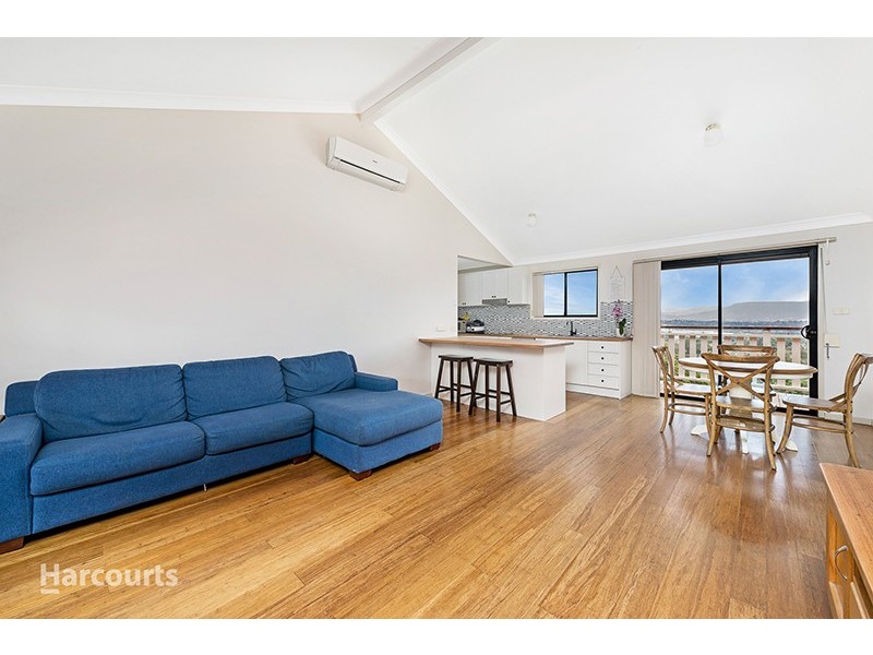 13 Pennant Crescent, Berkeley NSW 2506