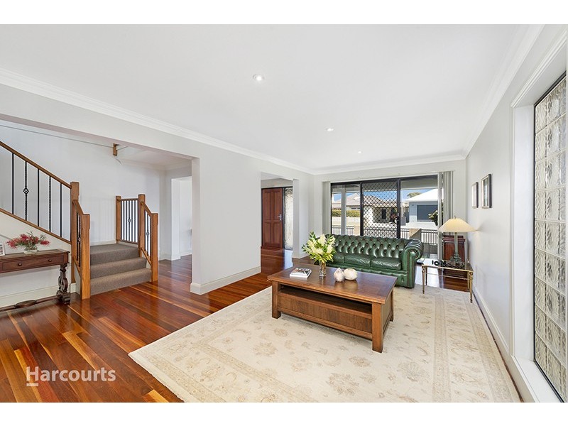 129 Osborne Parade, Warilla NSW 2528