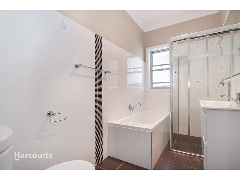 2 Scenic Place, Berkeley NSW 2506