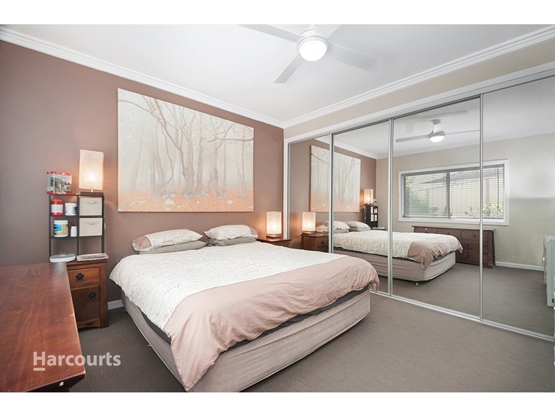 2 Scenic Place, Berkeley NSW 2506