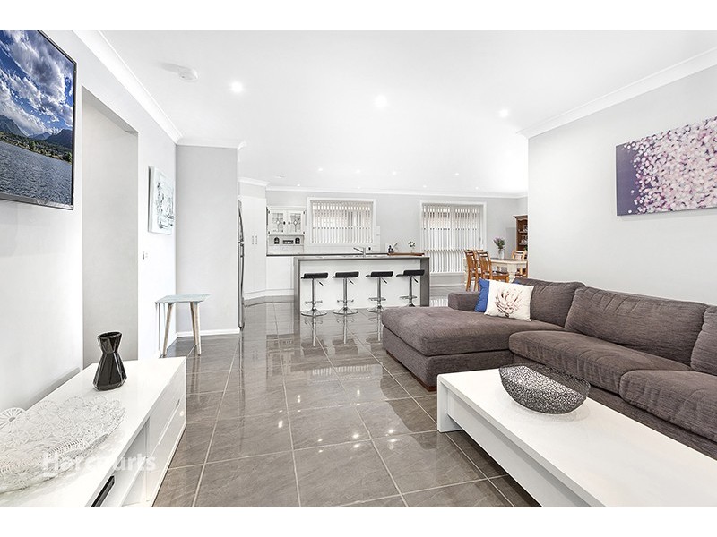 9 Sandy Bay Avenue, Haywards Bay NSW 2530