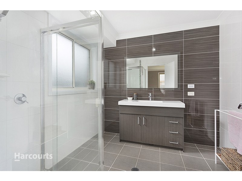 9 Sandy Bay Avenue, Haywards Bay NSW 2530