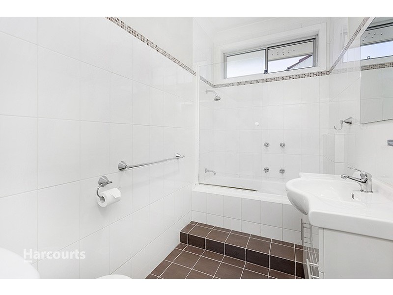 1/30 Amaral Avenue, Albion Park NSW 2527