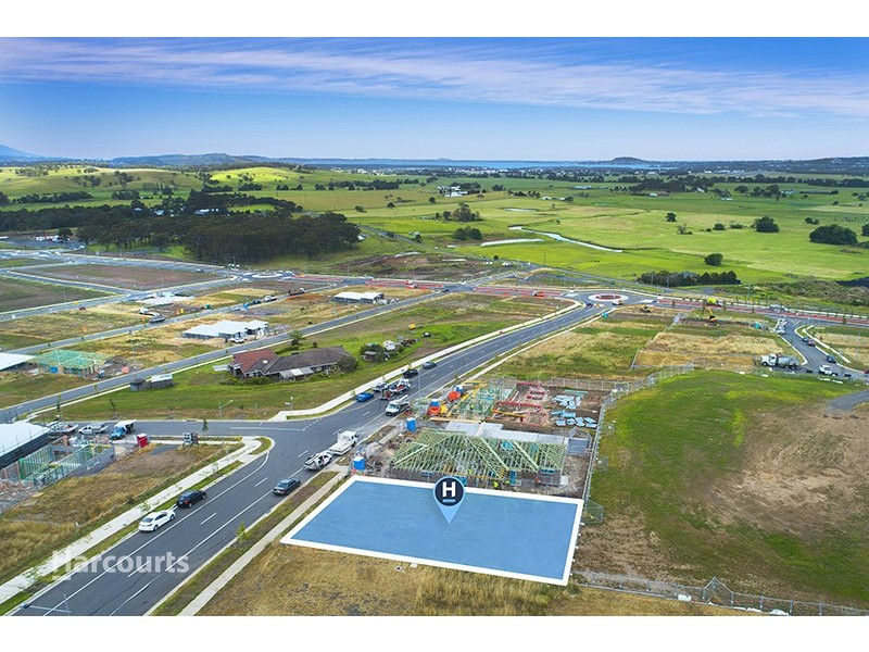 29 Oak Farm Road, Calderwood NSW 2527