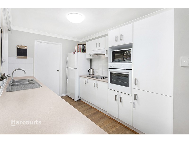 6 Wolfgang Road, Albion Park NSW 2527