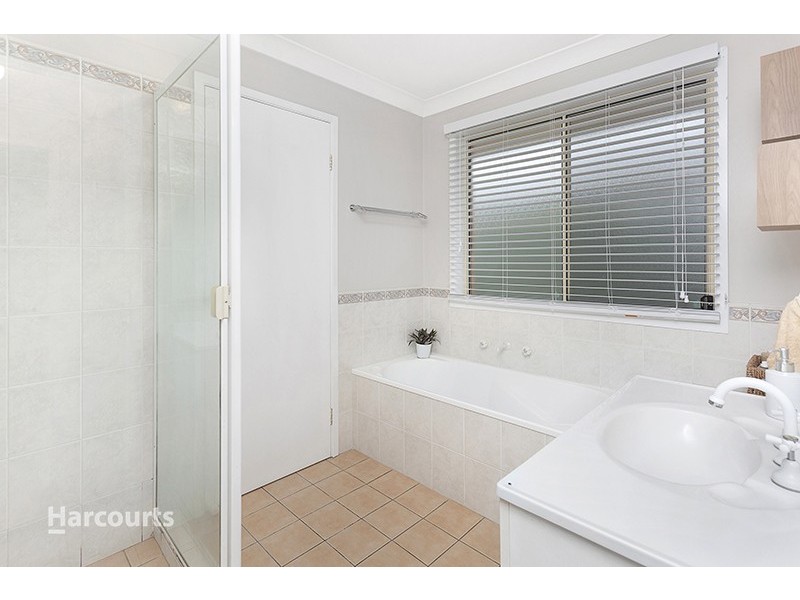 6 Wolfgang Road, Albion Park NSW 2527