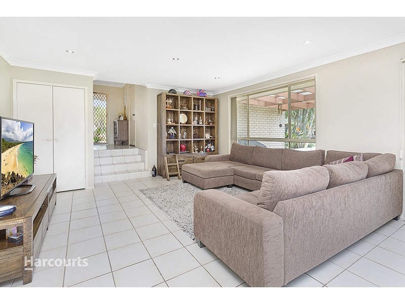 36 Fields Drive, Albion Park NSW 2527